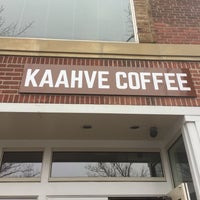 6/7/2016 tarihinde Hadley H.ziyaretçi tarafından Kaahve Coffee'de çekilen fotoğraf