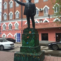 Photo taken at Разноцветный Ленин by Giv U. on 4/21/2016