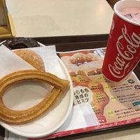 Photo taken at Mister Donut by 愁宮彩都 S. on 8/21/2016
