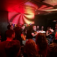 Foto diambil di Slow Barcelona Cocktails &amp;amp; Boîte oleh Carlos R. pada 2/4/2017