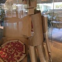 รูปภาพถ่ายที่ Pizza Hut, Inc. โดย Shelby เมื่อ 3/7/2017
