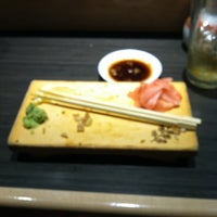 Foto tirada no(a) Jun Japanese Restaurant por Connie em 9/30/2012