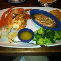 Photo taken at Red Lobster by Connie on 11/26/2012