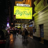 Снимок сделан в Big Fish on Broadway пользователем Adrien P. 12/30/2013