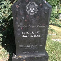 Photo taken at Dee Dee Ramone&amp;#39;s Grave by JohnnyAbsinthe on 8/23/2013