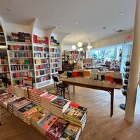 Photo taken at Greenlight Bookstore by Giovanna F. on 6/29/2023