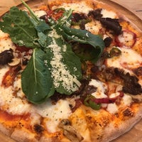 Foto diambil di Pizza Silla oleh Mhrzlk pada 10/7/2018