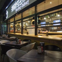 7/7/2017 tarihinde Burger Barziyaretçi tarafından Burger Bar'de çekilen fotoğraf