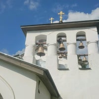 Photo taken at Храм Воскресения Христова со Стадища by Dmitry K. on 8/14/2016