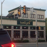 Photo taken at Kelly&amp;#39;s Restaurant And Taproom by David N. on 4/23/2013