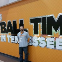 Brenda Lawson Athletic Center - University of Tennessee - 117 visitors
