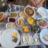 Photo taken at Fevzi Hoca Balık Restorant by Nil on 8/18/2023