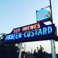 Photo taken at Ted Drewes Frozen Custard by Brendan N. on 9/2/2015