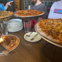 Photo taken at Pizza Lucé Eden Prairie by Georg on 5/13/2022