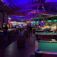รูปภาพถ่ายที่ Emporium Arcade Bar โดย Shane เมื่อ 8/14/2022