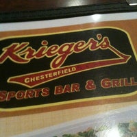 Das Foto wurde bei Krieger&amp;#39;s Chesterfield Sports Bar von Jon F. am 10/27/2012 aufgenommen