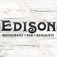 Foto tomada en Edison Restaurant, Bar &amp;amp; Banquets  por Edison Restaurant, Bar &amp;amp; Banquets el 8/5/2013
