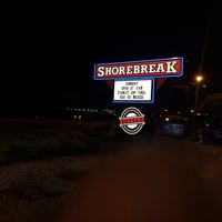 รูปภาพถ่ายที่ ShoreBreak Pizza &amp;amp; Taphouse โดย Nish W. เมื่อ 6/12/2017