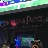 Photo taken at Chickie&amp;#39;s &amp;amp; Pete&amp;#39;s by Randy M. on 9/28/2018