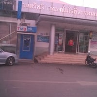 Photo taken at Khlong Thanon Post Office by Degaze B. on 6/4/2014