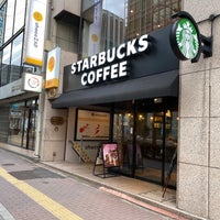 Photo taken at Starbucks by Yoshiteru T. on 1/21/2023