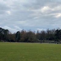 Photo taken at Cannon Hill Park by Hesham 🇬🇧🇸🇦 on 3/5/2023