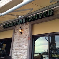 Photo taken at Starbucks by ALNN ARENN ✈✈ on 5/13/2013