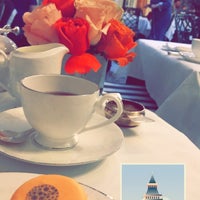 Photo taken at Afternoon Tea At The Chesterfield Mayfair Hotel by .Abdullah on 12/3/2021