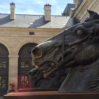 รูปภาพถ่ายที่ Musée Vivant du Cheval โดย Jeff T. เมื่อ 5/6/2016