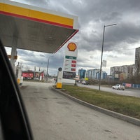 Photo taken at Shell by Митко Д. on 1/17/2023