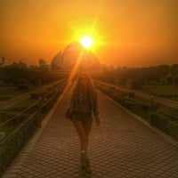 Lotus Temple Baha I House Of Worship Spiritual Center In New Delhi