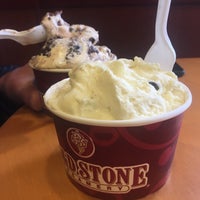 Photo taken at Cold Stone Creamery by Tina A. on 2/10/2017