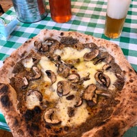 Photo taken at Pizza Pilgrims by Esra on 10/8/2021