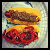 Photo prise au Dogfather&amp;#39;s Hot Dogs &amp;amp; Bratwurst par Steve le9/15/2012