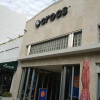 Crocs - Shoe Store in Miami Beach