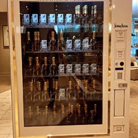 Photo taken at Neiman Marcus by Kindall H. on 9/8/2020