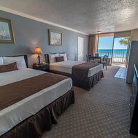 Foto diambil di Seahaven Beach Hotel oleh Travel M. pada 6/1/2018