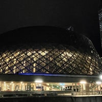 Photo taken at Roy Thomson Hall by Darcy on 4/20/2023