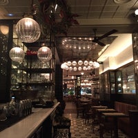 Foto tomada en Toto Restaurante &amp;amp; Wine Bar  por Osumi el 12/17/2016