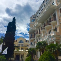 Das Foto wurde bei Villa Elena Hotel &amp;amp; Residences / Вилла Елена von Ксюша am 6/4/2016 aufgenommen