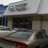 Foto tomada en Gatsby Salon  por Eddie R. el 12/28/2012