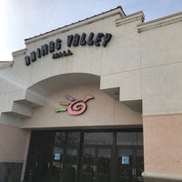 รูปภาพถ่ายที่ Animas Valley Mall โดย Danielle E. เมื่อ 2/3/2017