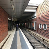 Photo taken at Gleis 1/2 (S-Bahn) by Thomas F. on 3/30/2018