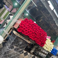 Photo taken at Flowers Market | ყვავილების ბაზარი by Tony Andrew S. on 3/22/2024