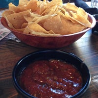 Foto scattata a Mi Casa Mexican Restaurant &amp;amp; Bar da Brian il 5/3/2013