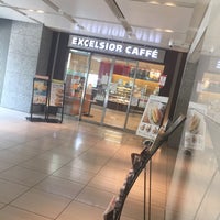 Photo taken at EXCELSIOR CAFFÉ by laki0814 on 8/5/2020