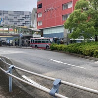 Photo taken at 川崎駅ラゾーナ広場バスターミナル (川崎駅西口北) by laki0814 on 6/9/2023