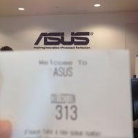 Photo taken at ASUS Service Centre by 刘 文 成 on 3/7/2014