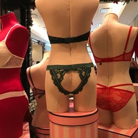 Photo taken at Victoria&amp;#39;s Secret by Claudia W. on 11/7/2016