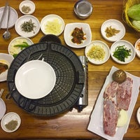 7/24/2018 tarihinde Sofía V.ziyaretçi tarafından Kimsatcat Korean Restaurant'de çekilen fotoğraf